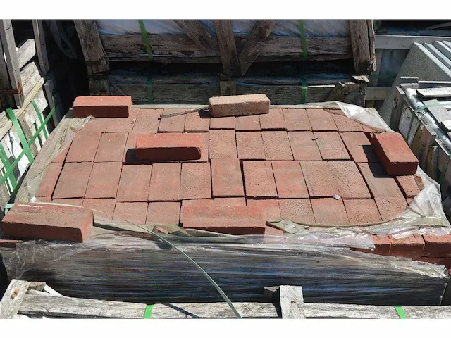 Nieuwe gebakken kleiklinker waalformaat rood - afbeelding 1 van  3
