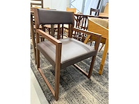 Nieuwe leerstoel - afbeelding 11 van  19