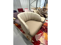 Nieuwe leerstoel - afbeelding 13 van  15