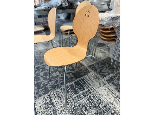 Nieuwe leerstoel - afbeelding 2 van  5