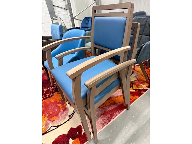 Nieuwe leerstoel - afbeelding 8 van  20