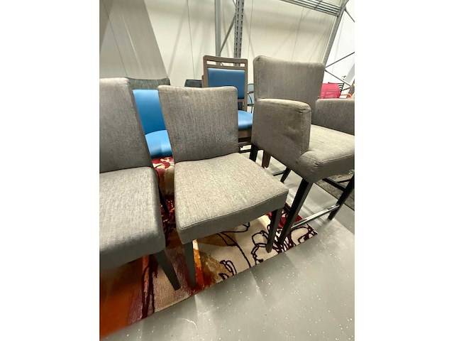 Nieuwe leerstoel - afbeelding 11 van  20