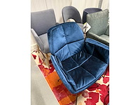 Nieuwe leerstoel - afbeelding 13 van  20