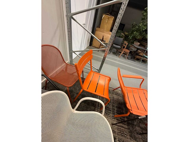 Nieuwe leerstoel - afbeelding 10 van  21