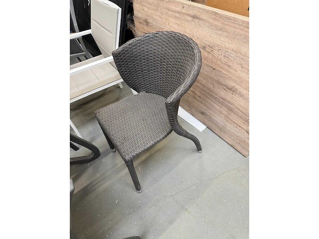 Nieuwe leerstoel - afbeelding 3 van  12