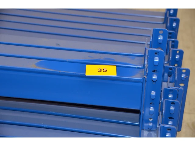 Nieuwe liggers bito 2700mm - afbeelding 1 van  3