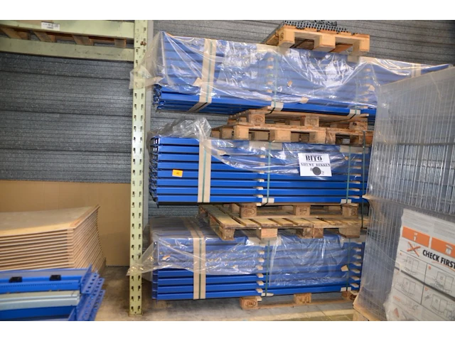 Nieuwe liggers bito 2700mm - afbeelding 3 van  3