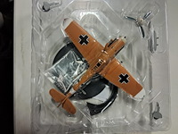 Nieuwe metalen vliegtuig - afbeelding 1 van  2