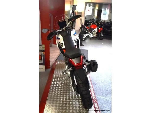 Nieuwe motor aprilia tuoareg 660, zonder documenten, 2sleutels - afbeelding 2 van  6