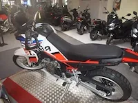 Nieuwe motor aprilia tuoareg 660, zonder documenten, 2sleutels - afbeelding 3 van  6