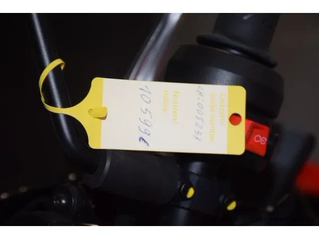 Nieuwe motor aprilia tuonoggo, zonder documenten, 2sleutels - afbeelding 5 van  6