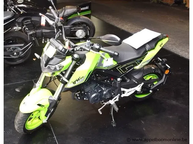 Nieuwe motor benelli tornado naked t 125, chassisnr zbnv02028nbd97193, 1cyl, 125cm³, 8,2kw, met gelijkvormigheidsattest - afbeelding 1 van  6