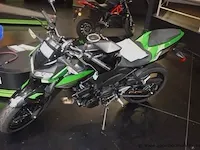 Nieuwe motor kawasaki er400f, chassisnr ml5er400ffdak1330, 2cyl, 399cm³, 33,4kw, met gelijkvormigheidsattest, 2 sleutels
