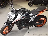 Nieuwe motor ktm duke 125, chassisnr vbkjpa403pc003708, 125cm³, 11kw, zonder gelijkvormigheidsattest - afbeelding 1 van  8