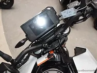 Nieuwe motor ktm duke 125, chassisnr vbkjpa403pc003708, 125cm³, 11kw, zonder gelijkvormigheidsattest - afbeelding 5 van  8
