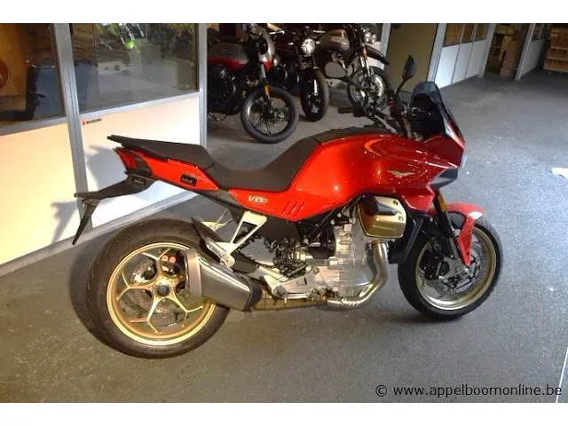Nieuwe motor motto guzzi v100 mandello, zonder documenten, 2sleutels - afbeelding 3 van  6