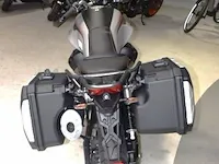 Nieuwe motor motto guzzi v85tt, zonder documenten, 2sleutels - afbeelding 4 van  6