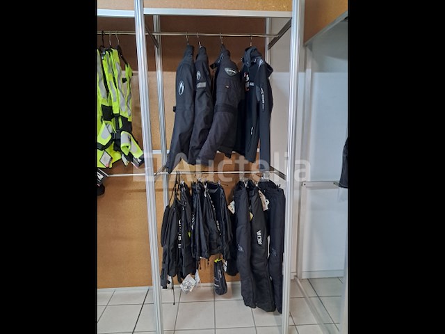 Nieuwe motorkleding, handschoenen, laarzen (173 stuks) - afbeelding 4 van  6