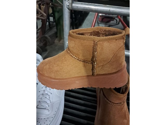 Nieuwe schoenen bottines maat 39 - afbeelding 3 van  3