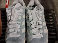 Nieuwe schoenen maat 40,5 - afbeelding 1 van  4