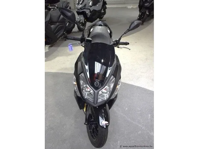Nieuwe scooter sym jet 14 25, chassisnr lxmxca102pxb20533, 49cm³, 2kw, met gelijkvormigheidsattest, 2 sleutels - afbeelding 3 van  7