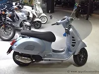 Nieuwe scooter vespa gts 125, zonder documenten, 1sleutel - afbeelding 3 van  7