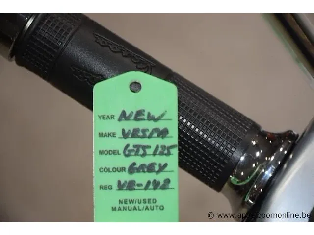 Nieuwe scooter vespa gts 125, zonder documenten, 1sleutel - afbeelding 7 van  7