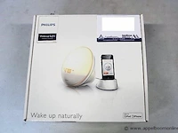 Nieuwe wake-up light philips, type hf3350/01, met iphone docking - afbeelding 1 van  1