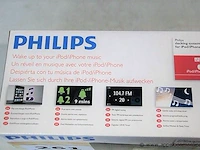 Nieuwe wekkerradio met ipod/iphone docking philips, type aj7041d - afbeelding 2 van  2