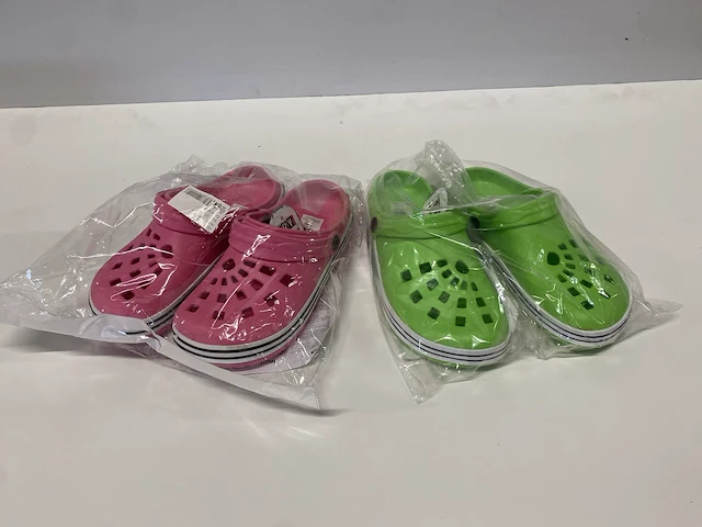 Nigu slippers - maat 36 - 12st - afbeelding 2 van  2