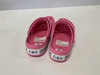 Nigu slippers - maat 39 - 9st - afbeelding 1 van  3
