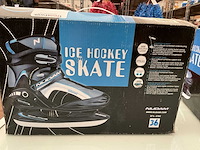 Nijdam. 2192. ice hockey skate.maat 36. - afbeelding 1 van  2
