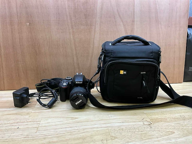 Nikon camera - afbeelding 1 van  9