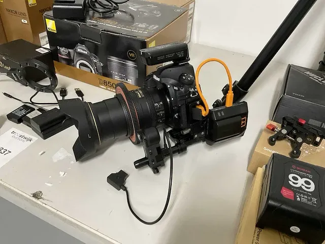 Nikon d850 24-120 vr kit fotocamera met toebehoren - afbeelding 12 van  20
