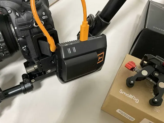 Nikon d850 24-120 vr kit fotocamera met toebehoren - afbeelding 16 van  20