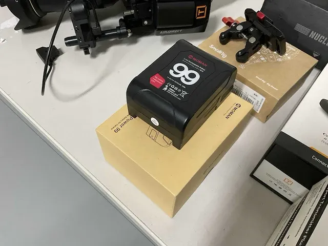 Nikon d850 24-120 vr kit fotocamera met toebehoren - afbeelding 20 van  20