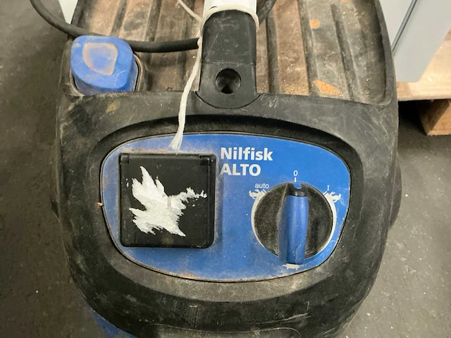 Nilfisk alto arrix 3 industriële stofzuiger - afbeelding 4 van  6