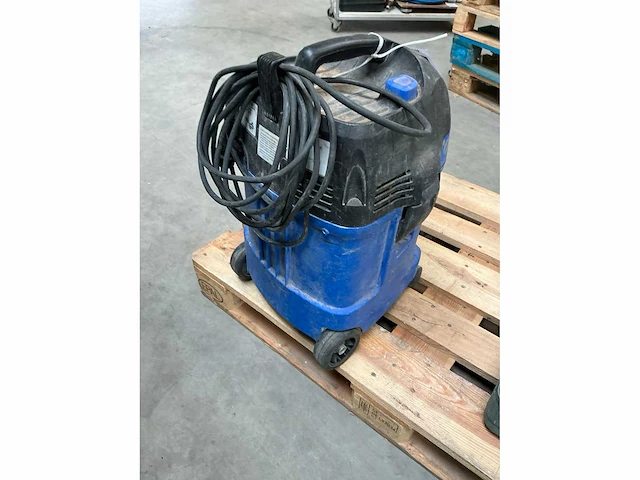 Nilfisk alto attix 360-21 industriële stofzuiger - afbeelding 3 van  4