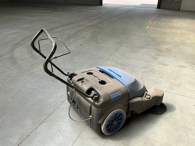 Nilfisk alto floortec350 veegmachine - afbeelding 1 van  5