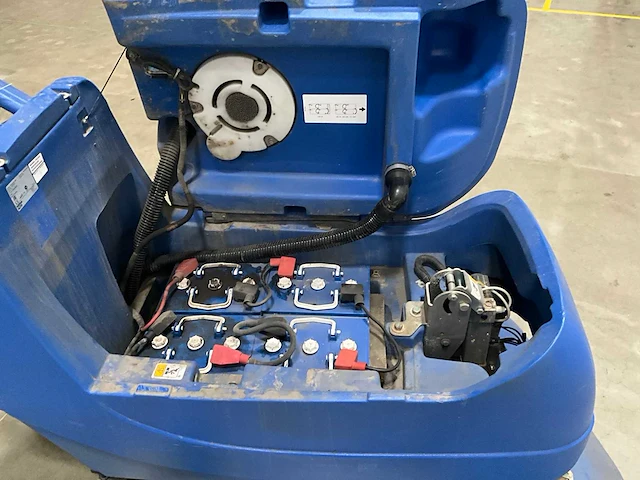 Nilfisk alto scrubtec 886 vloerreiniger - afbeelding 9 van  10