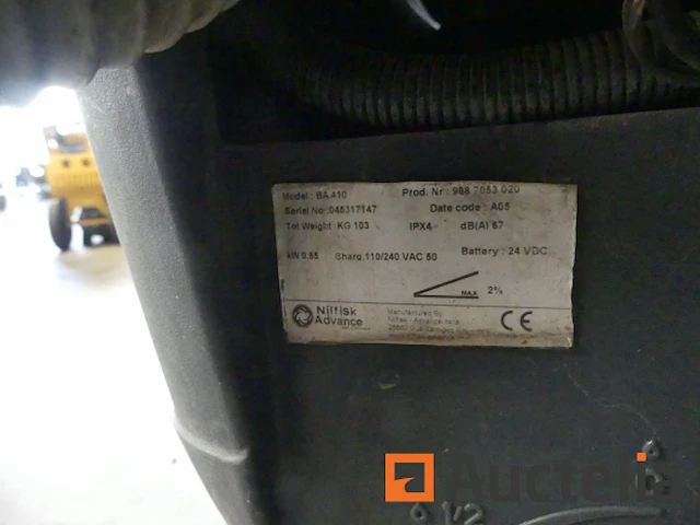 Nilfisk ba 410 vloerreiniger - afbeelding 8 van  10