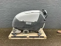 Nilfisk ba 651 zelfrijdende veegmachine - afbeelding 1 van  8