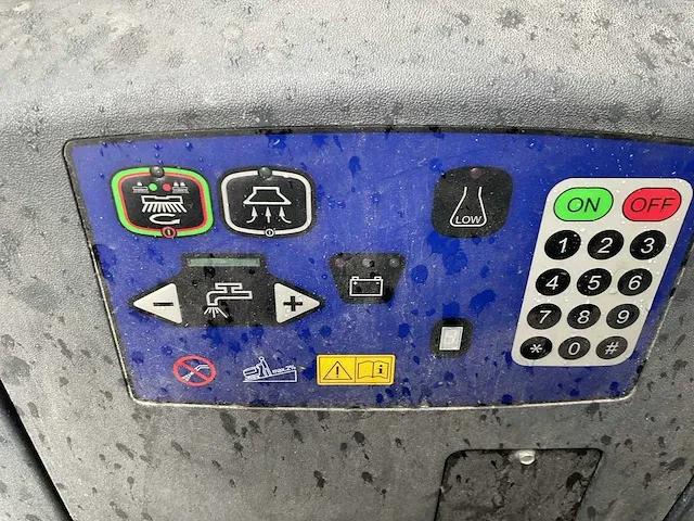 Nilfisk ba 651 zelfrijdende veegmachine - afbeelding 4 van  8