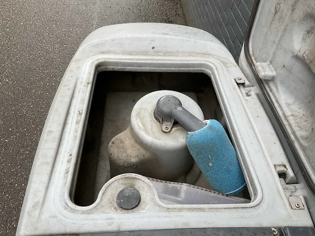 Nilfisk ba 651 zelfrijdende veegmachine - afbeelding 5 van  8