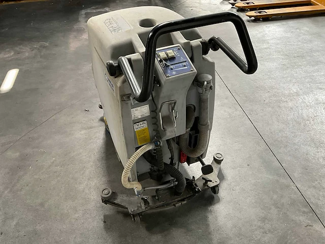 Nilfisk ba510s schrob-/zuigmachine - afbeelding 5 van  10
