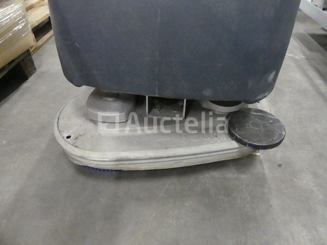 Nilfisk ba651 reinigingsmachine - afbeelding 4 van  8