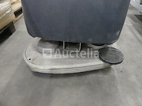 Nilfisk ba651 reinigingsmachine - afbeelding 4 van  8