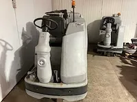 Nilfisk br1100s veegmachine (2x) - afbeelding 5 van  10