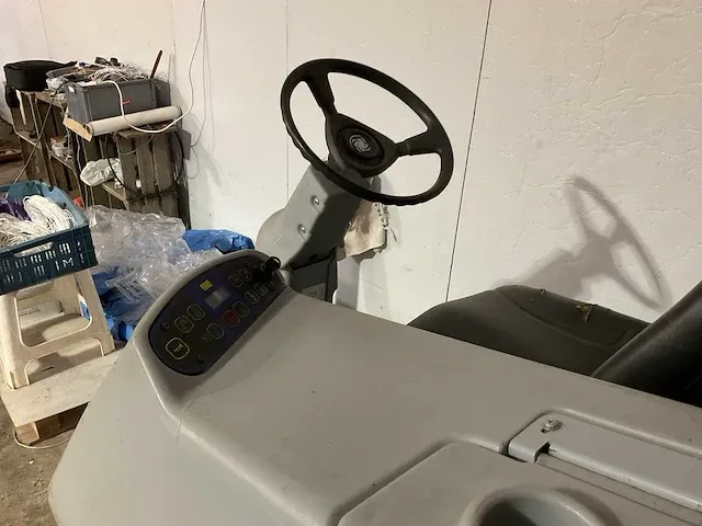 Nilfisk br1100s veegmachine (2x) - afbeelding 6 van  10