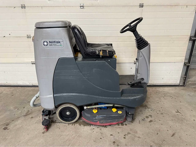 Nilfisk br755 vloerreiniger - afbeelding 2 van  6